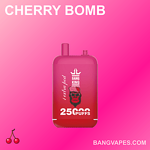 Bang King の Cherry Bomb ベイプ デバイスは、25,000 回の吸引と追加のポッドを備え、ピンクのグラデーションの背景に頭蓋骨のロゴとテキストが入った赤いケースに入っています。
