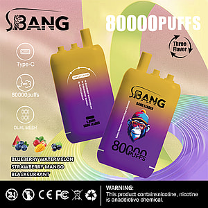S. Bang Bang Leader ベイプ デバイスのプロモーション画像。黄色と紫色のグラデーションの使い捨てベイプ 2 個、ブルーベリー スイカ、ストロベリー マンゴー、ブラックカラントのフレーバー アイコン、80,000 パフ、デュアル メッシュ、Type-C 充電、ニコチン警告を強調表示するテキストが表示されています。