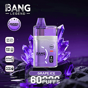 Purple Bang Legend wegwerpvape met een helder paarse tank, weergegeven op een bed van paarse kristallen, met het opschrift GRAPE ICE en 60 PUFFS, met pictogrammen aan de linkerkant die de capaciteit en instelbare luchtstroom weergeven.