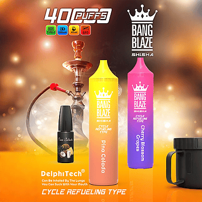 Immagine promozionale per le sigarette elettroniche con rifornimento di carburante Bang Blaze Shisha, con un dispositivo per aromatizzare Pina Colada e uva Cherry Blossom, un narghilè sullo sfondo, una bottiglia di liquido elettronico e specifiche del prodotto tra cui 4000 sbuffi e capacità di 40 ml su uno sfondo sfumato arancione caldo.