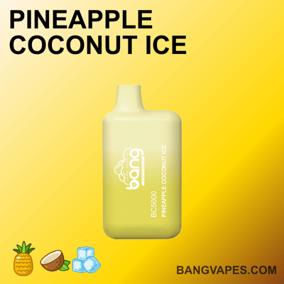 Żółte urządzenie do waporyzacji oznaczone "Bang BC5000 Pineapple Coconut Ice" z ikonami ananasa, kokosa i kostek lodu na dole. Tło ma kolor od żółtego do jasnopomarańczowego, a strona internetowa "bangvapes.com" jest wyświetlana w prawym dolnym rogu.