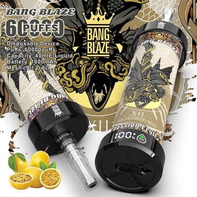 Bang Blaze Einweg-Vaporizer mit kunstvollem Design, mit Passionsfruchtgeschmack beschriftet, mit Produktdetails wie 60.000 Zügen, 40 ml E-Liquid-Kapazität und 1000-mAh-Akku, mit abgebildeten Passionsfruchtfrüchten.