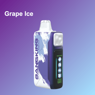 Un dispositivo de vapeo morado con una pantalla digital que muestra cubitos de hielo se encuentra junto a una botella blanca y morada con la etiqueta Grape Ice sobre un fondo degradado de morado a azul.