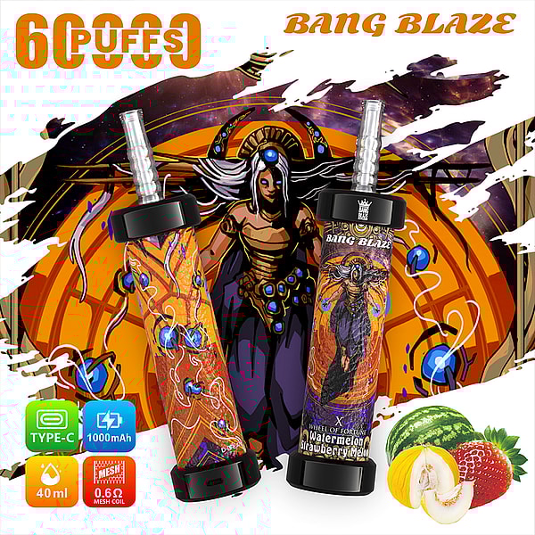 ファンタジーなアートワークが描かれた「Bang Blaze」というラベルが付いたカラフルな電子タバコデバイス。神秘的な女性を描いた背景に設定されています。アイコンには、6,000回の吸引、Type-C充電、1,000mAhバッテリー、40ml容量、メッシュコイル、スイカ、イチゴ、メロンのフレーバーなどの機能が表示されています。