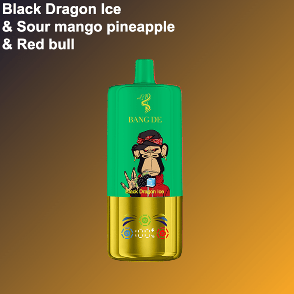 Grün-goldenes Vape-Gerät mit der Aufschrift 'BANG DE' mit einem illustrierten Affen mit rotem Stirnband auf einem braunen Hintergrund mit Farbverlauf und Text, der die Geschmacksrichtungen Black Dragon Ice, Sour Mango Pineapple und Red Bull auflistet.