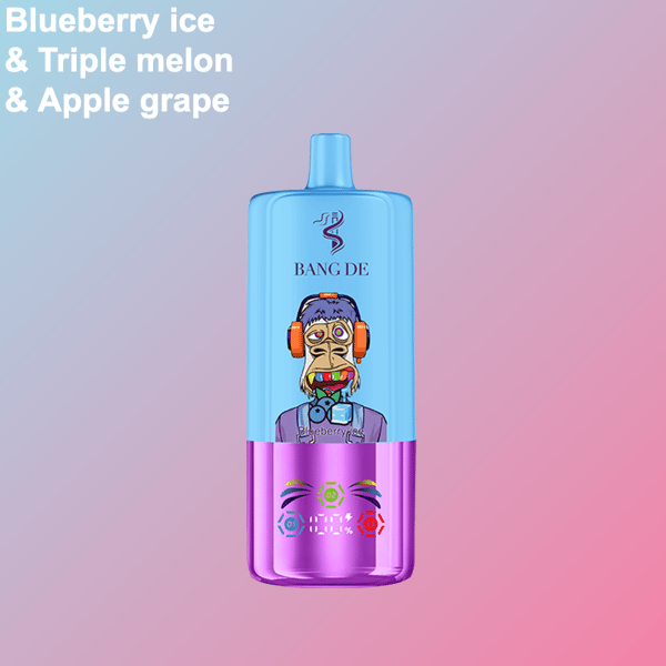 Blau-violettes Einweg-Vape-Gerät mit einem Cartoon-Affen mit Kopfhörern, der Aufschrift 'Bang De Blueberry Ice' und weißem Text, der die Geschmacksrichtungen auf einem pastellfarbenen Hintergrund auflistet.