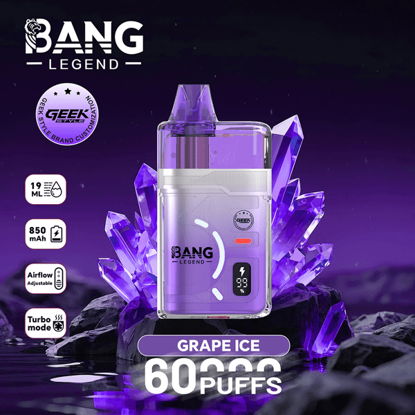 Vape jetable Purple Bang Legend avec un réservoir violet clair, affiché sur un lit de cristaux violets, étiqueté GRAPE ICE et 60 PUFFS, avec des icônes sur la gauche indiquant la capacité et le débit d'air réglable.