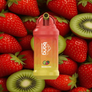 Jednorazowy waporyzator o smaku truskawkowym kiwi z czerwonym i żółtym gradientem, prezentowany na tle świeżych truskawek i pokrojonych kiwi.